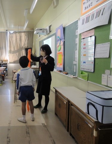 神戸市立なぎさ小学校さまでおなか元気教室を開催いたしました。