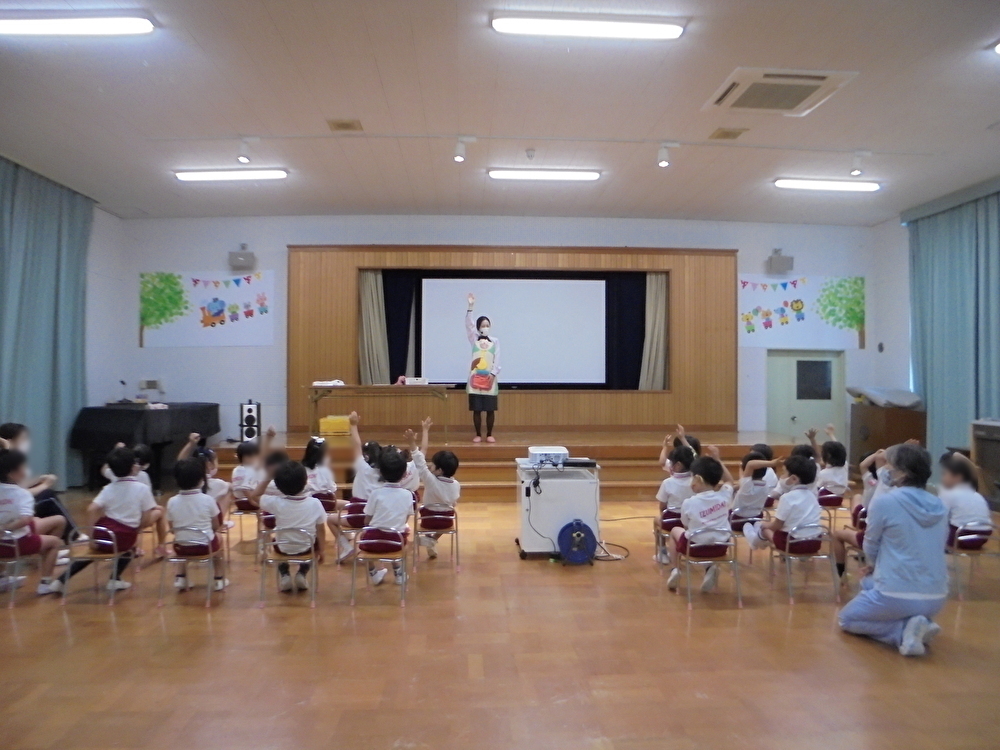 泉台幼稚園さまで出前授業を開催いたしました。